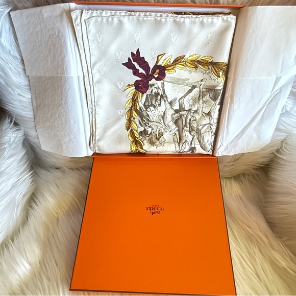 Napoleon Hermès Scarf BY PHILIPPE LEDOUX 90 CM Silk Bee Jacquard MIB - Picture 13 of 13